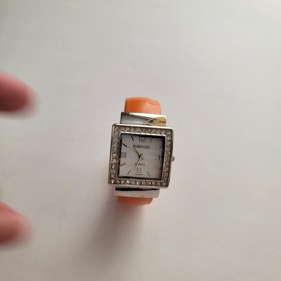 Vintage Watches Retro Orange Cuff Bracelet Watch Bold Chrome Case Unisex Style - Picture 6 of 10